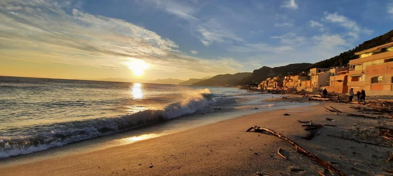 Agriturismo Alveare Finale Ligure Bagian luar foto