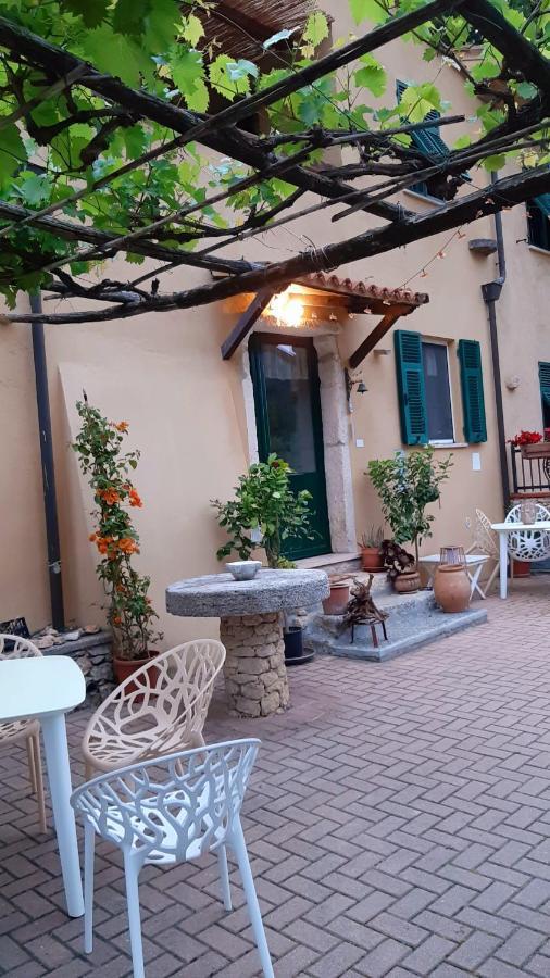 Agriturismo Alveare Finale Ligure Bagian luar foto