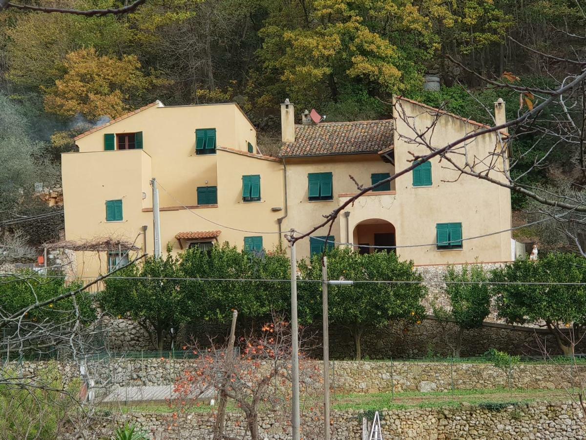 Agriturismo Alveare Finale Ligure Bagian luar foto