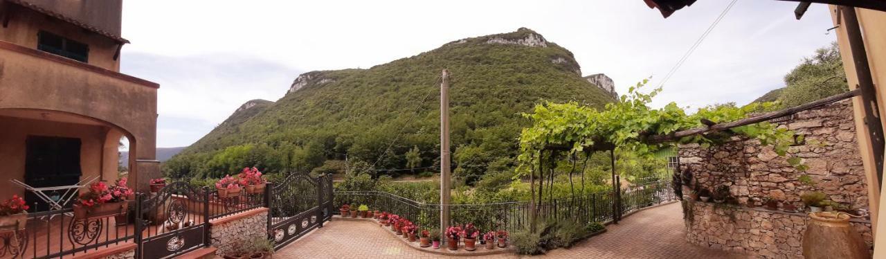 Agriturismo Alveare Finale Ligure Bagian luar foto