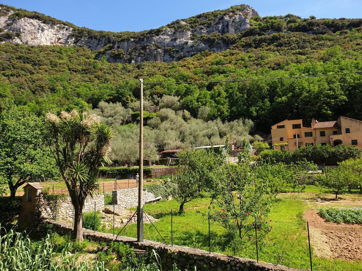 Agriturismo Alveare Finale Ligure Bagian luar foto