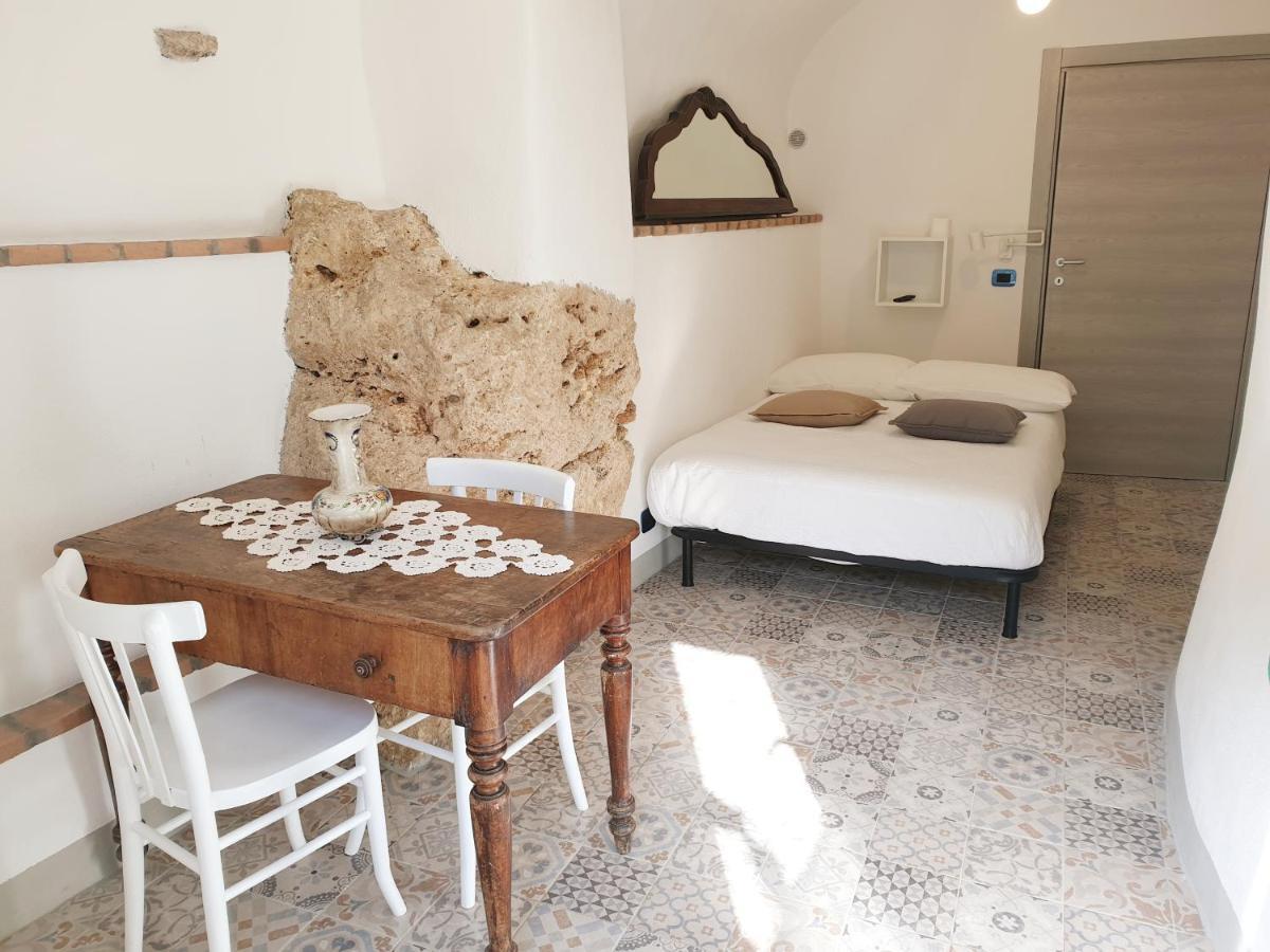Agriturismo Alveare Finale Ligure Bagian luar foto